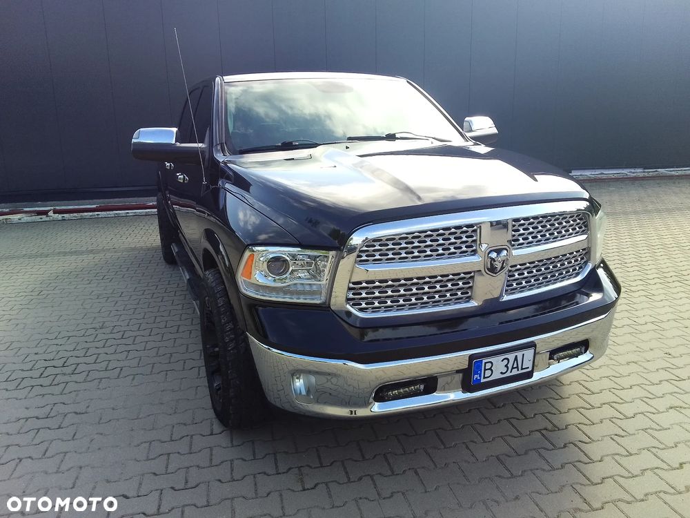 Dodge RAM ver-5-7-crew-cab-longbed-laramie-black - 4