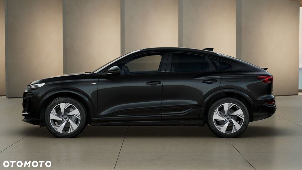 Audi Q6 e-tron - 4