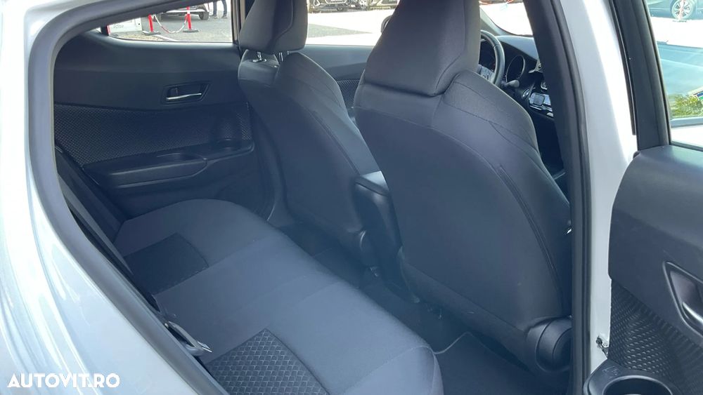 Toyota C-HR 1.8 HSD 122 CP 4x2 CVT Core - 14