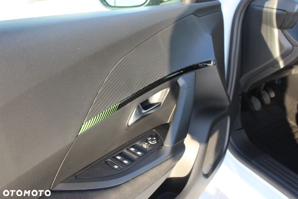 Peugeot 2008 PureTech 100 Active - 11