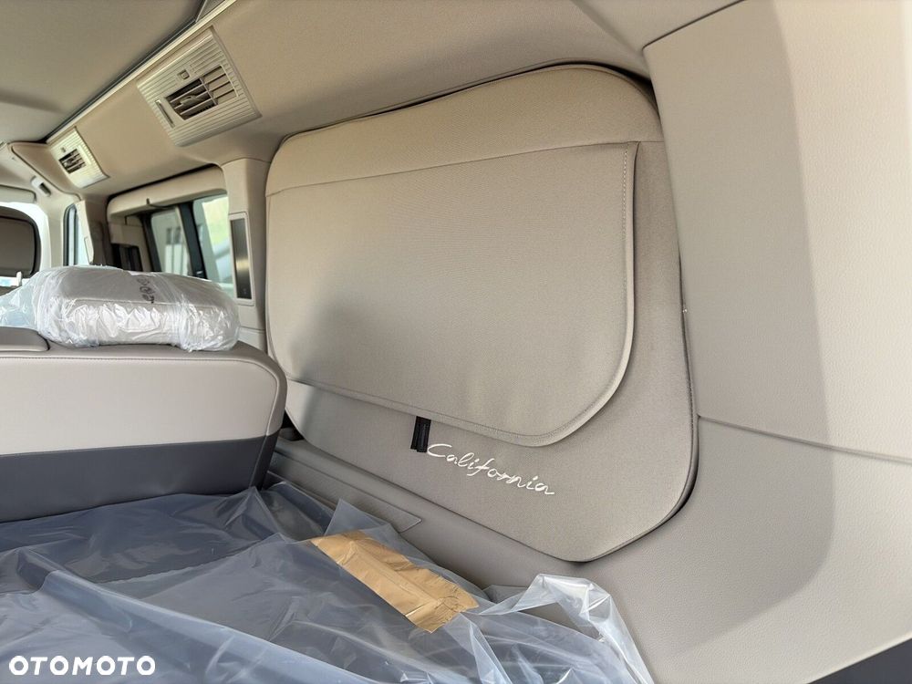 Volkswagen California - 12