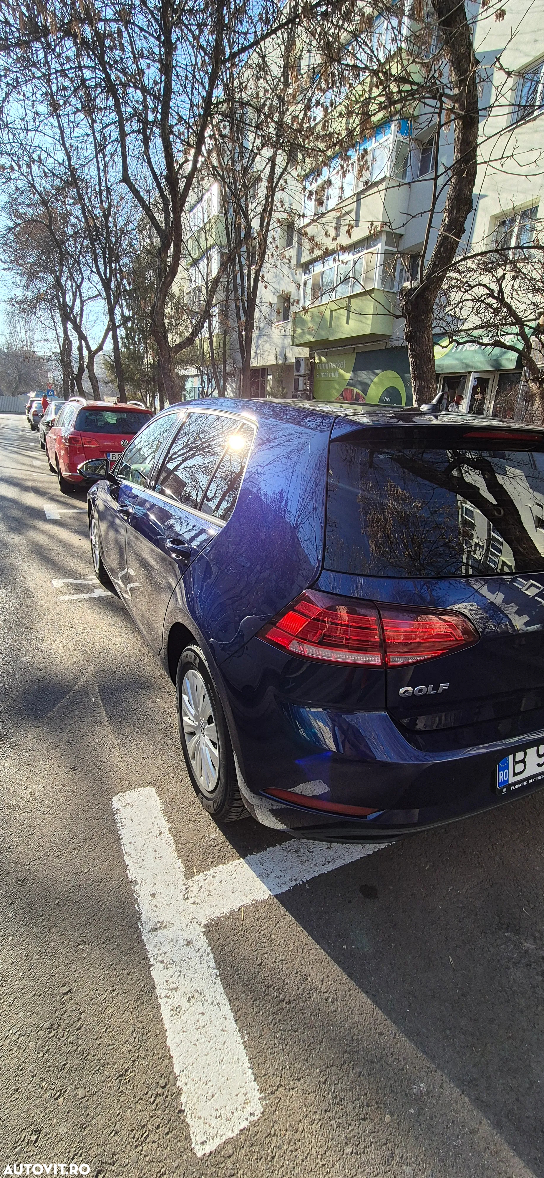 Volkswagen Golf 1.0 TSI Trendline - 2