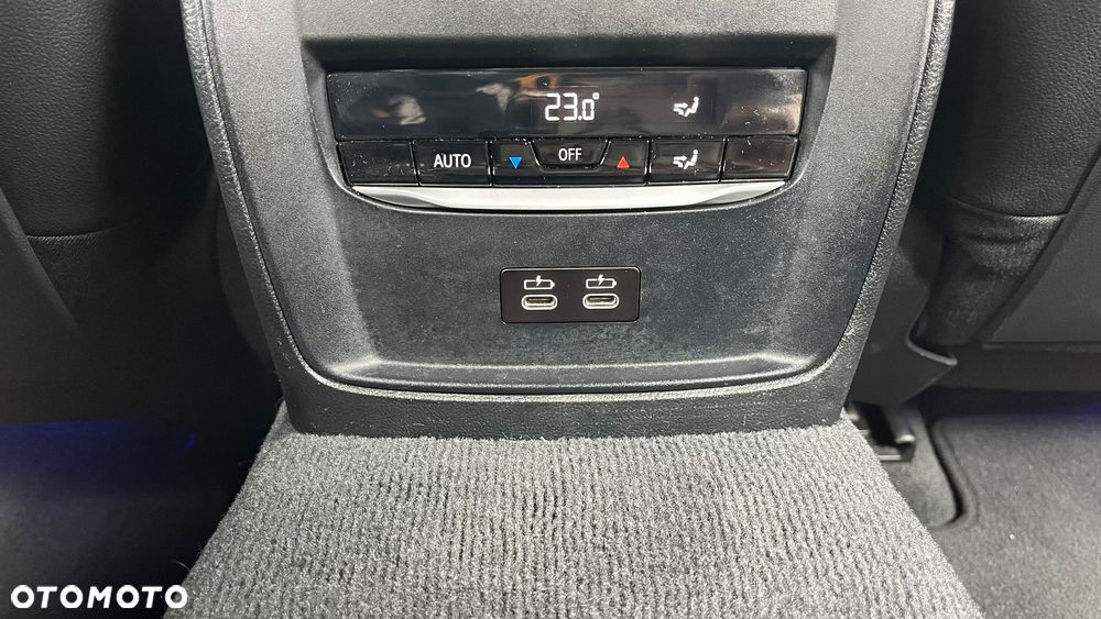 BMW Seria 3 320d Sport Line sport - 30
