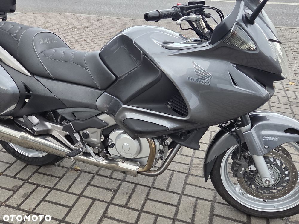 Honda Deauville - 38