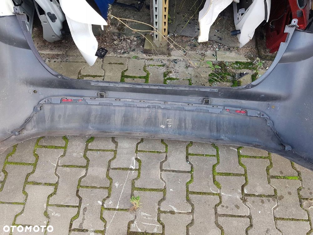 KIA CEED 2 II 12-16r KOMBI ZDERZAK TYŁ TYLNY D7 - 11