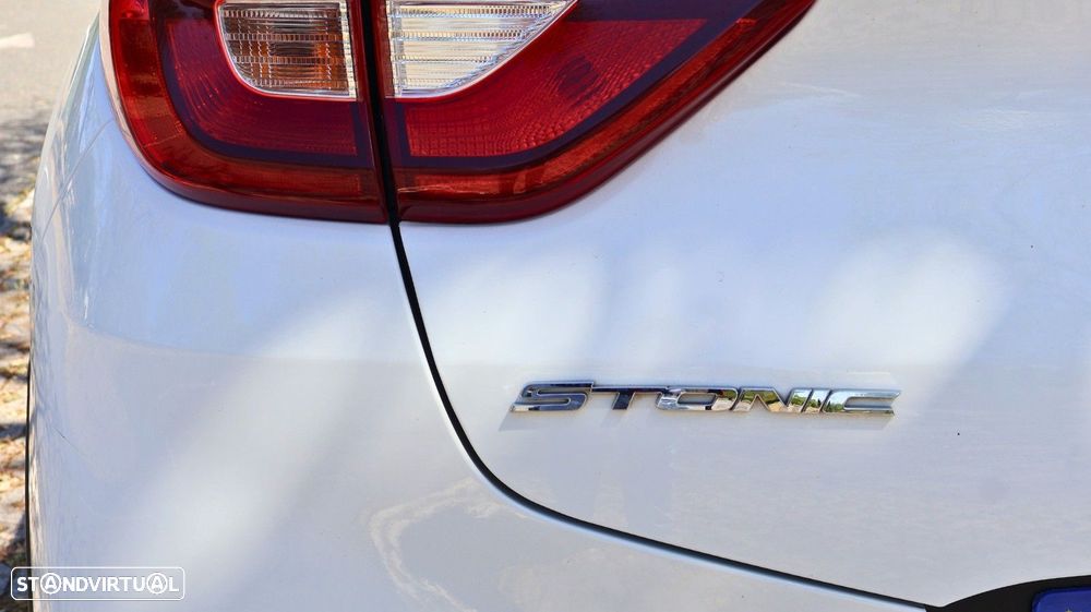 Kia Stonic 1.0 T-GDI Drive - 17