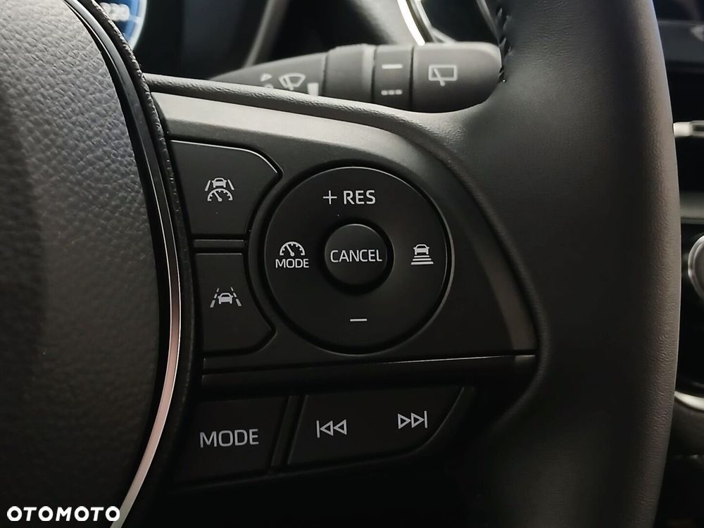 Toyota Corolla 1.8 Hybrid Style - 18