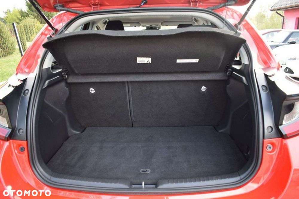 Toyota Yaris Hybrid 100 Dynamic - 9