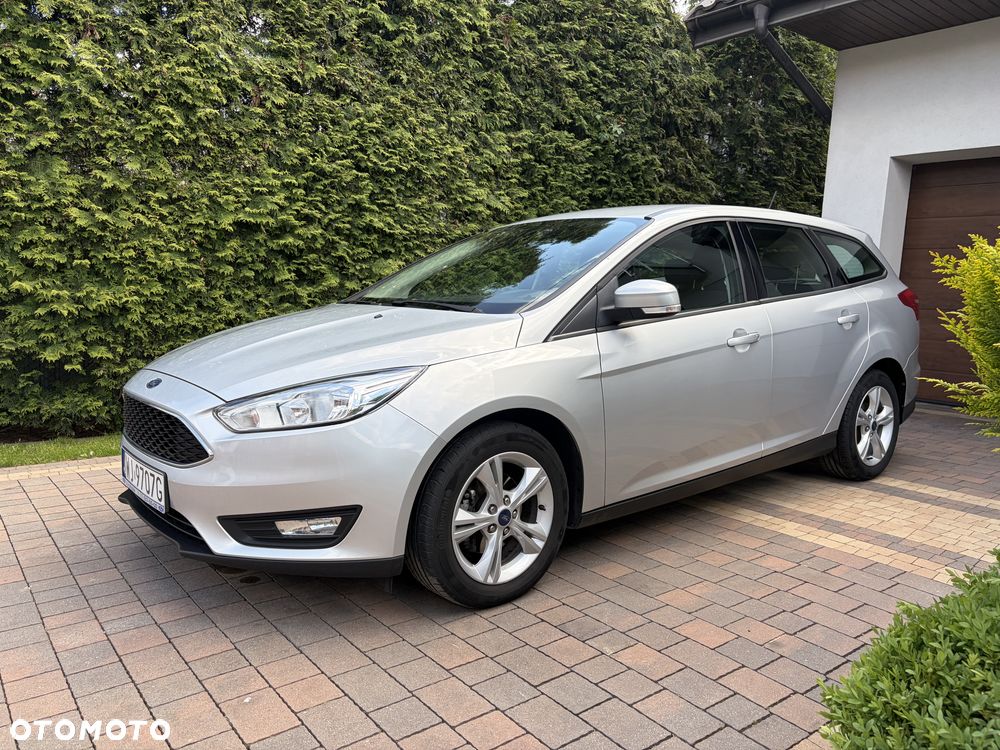 Ford Focus 1.6 Trend - 4