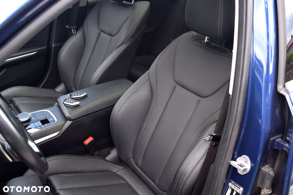 BMW Seria 3 320d xDrive Luxury Line sport - 14