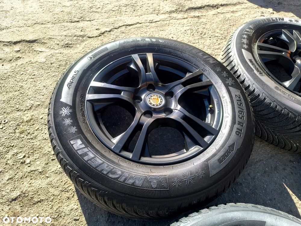 5x114,3 Felgi Aluminiowe Alufelgi 5x114 Koła Zimowe Zima RENAULT KADJAR NISSAN QASHQAI XTRAIL JUKE MITSUBISHI OUTLANDER ASX MAZDA MPV KIA SPORTAGE HYUNDAI IX35 TUCSON SANTA FE TOYOTA RAV4 SUZUKI GRAND VITARA DACIA DUSTER HONDA CRV CITROEN C4 AIRCROSS 7mm Legnica ALU-RAD Czarne 215/65 - 9