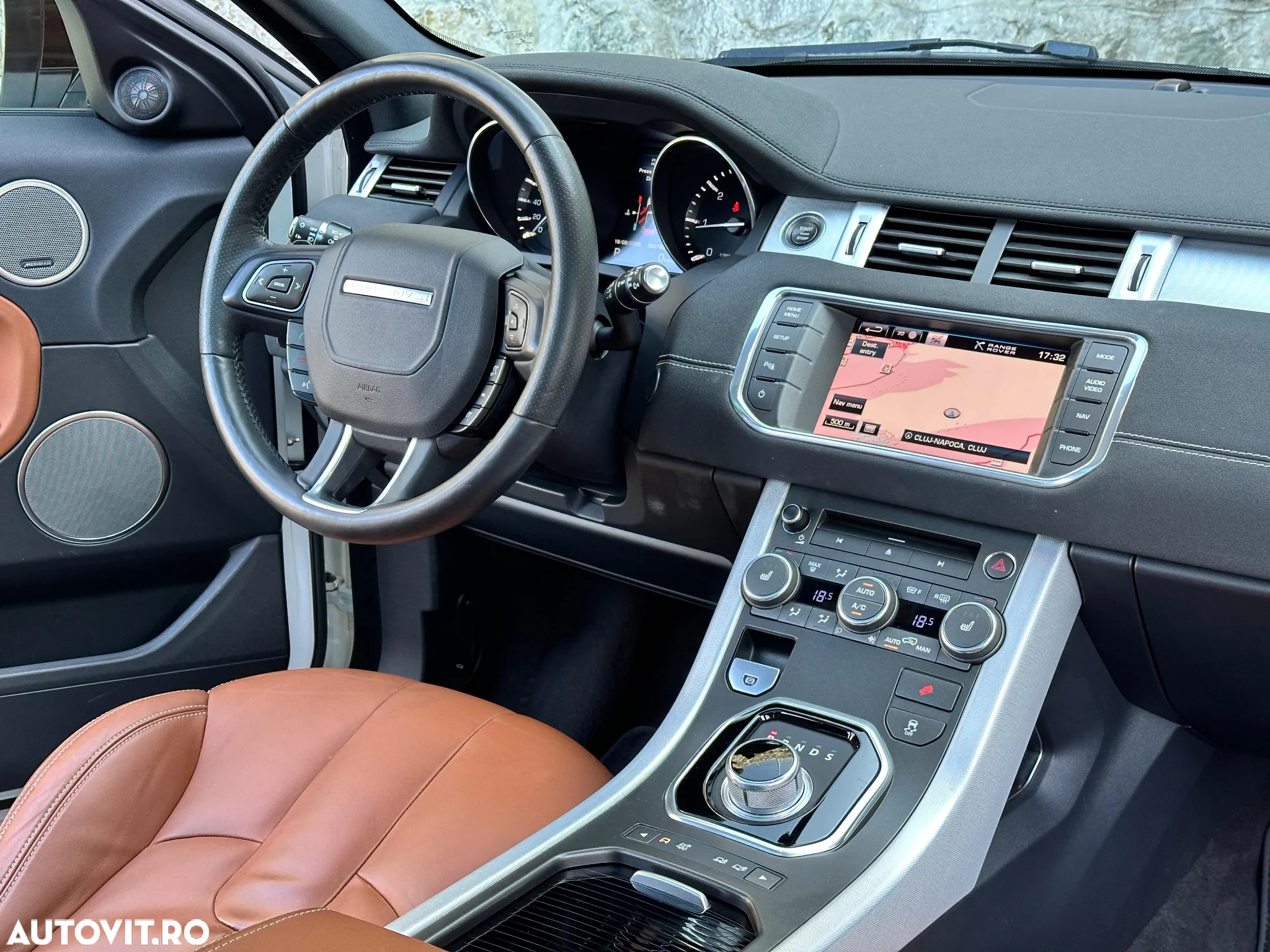 Land Rover Range Rover Evoque - 15