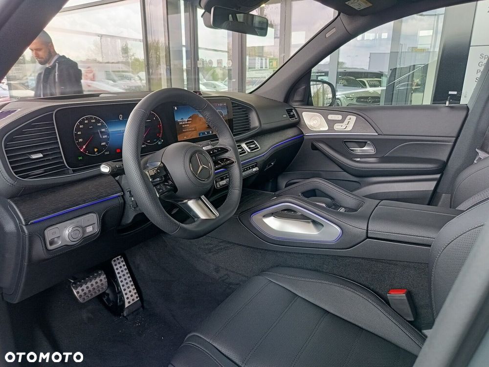 Mercedes-Benz GLS - 8