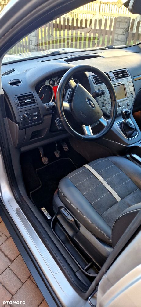 Ford Kuga 2.0 TDCi Titanium - 11