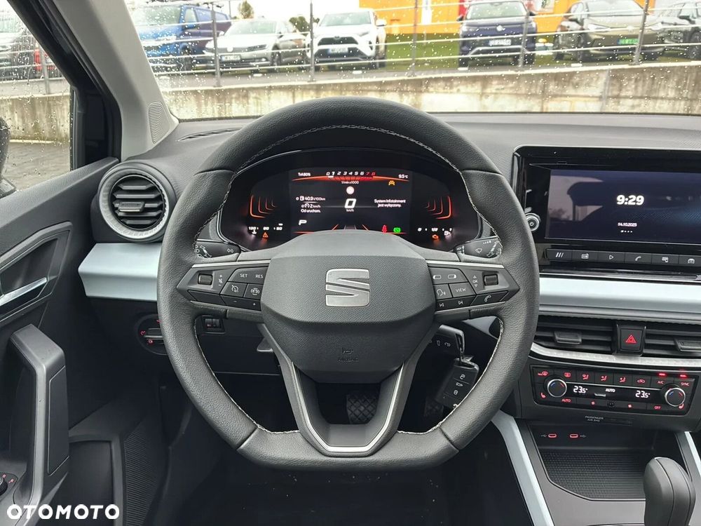 Seat Arona - 13