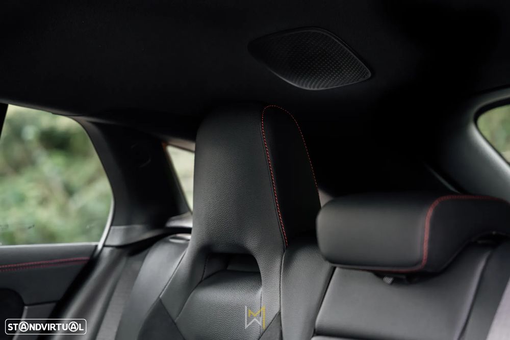 Mercedes-Benz CLA 250 e Shooting Brake AMG Line - 27