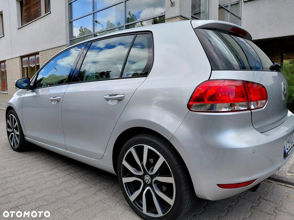 Volkswagen Golf 1.6 TDI BlueMotion Technology DSG Comfortline - 5