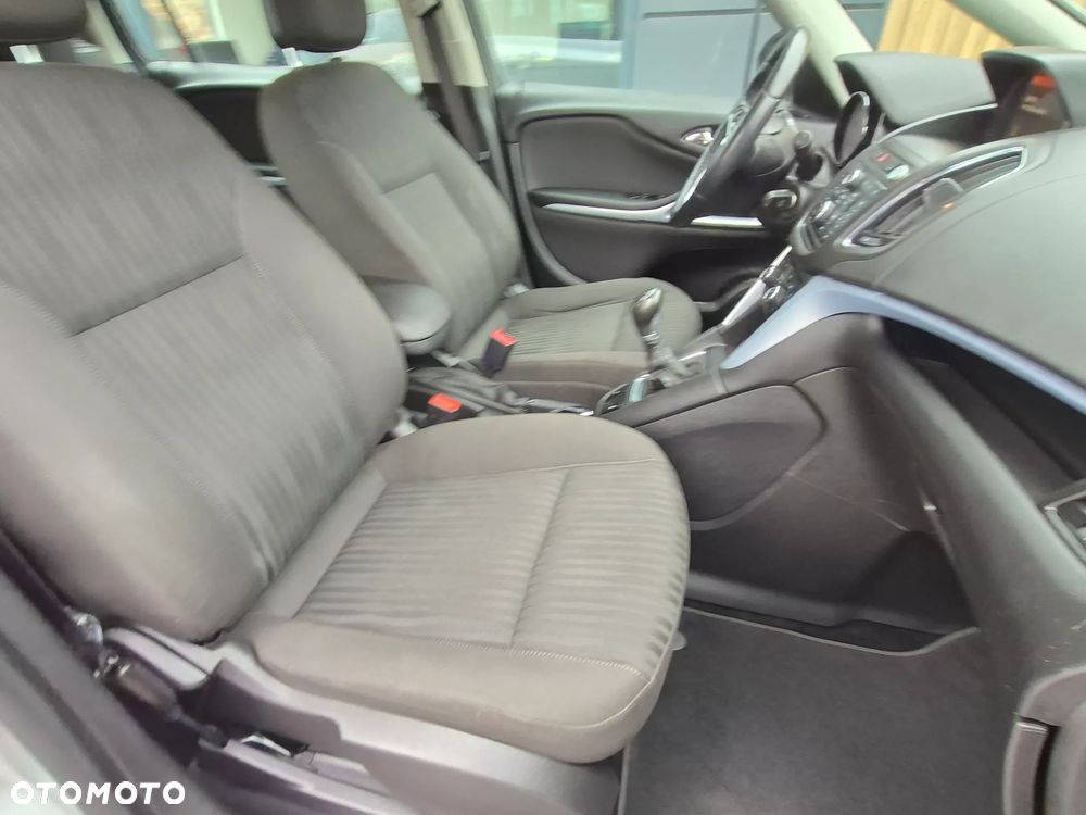 Opel Zafira Tourer 1.4 Turbo Business Innovation - 33