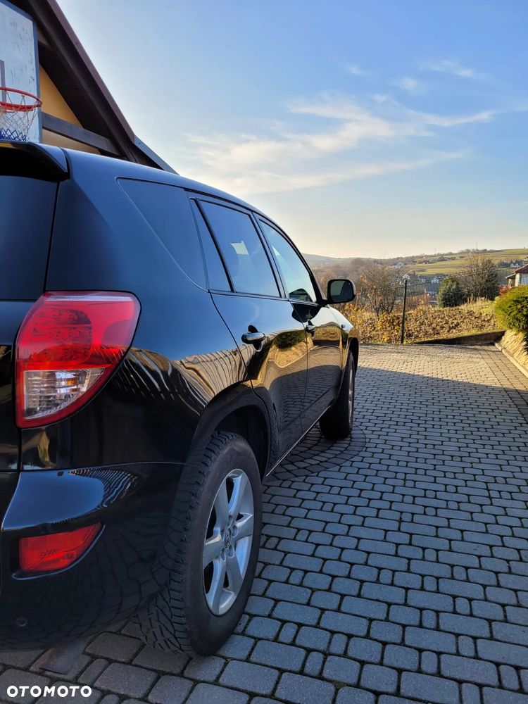 Toyota RAV4 2.0 4x4 - 6
