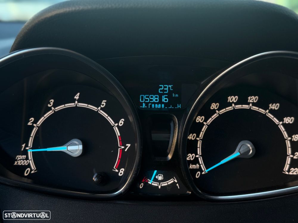 Ford B-Max 1.0 EcoBoost Titanium - 13
