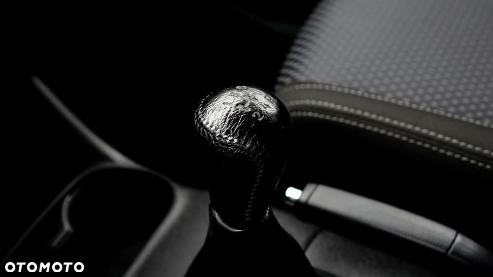 Mitsubishi Outlander 2.0 2WD Diamant - 21