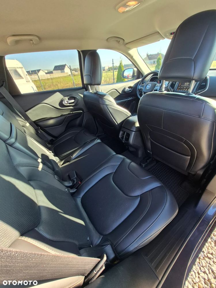 Jeep Cherokee 2.0 MJD Active Drive I Limited - 24