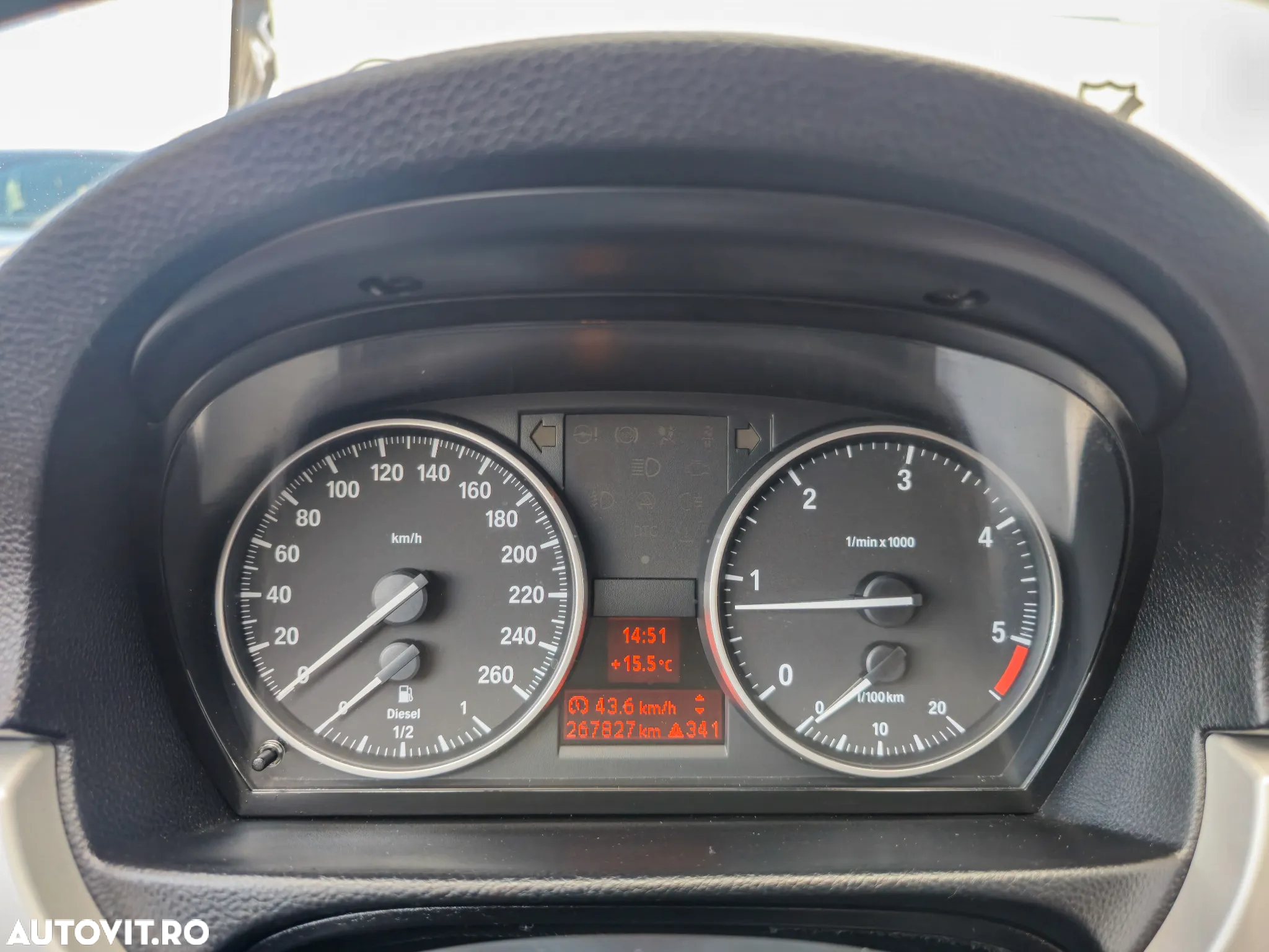 BMW Seria 3 320d DPF Touring - 6