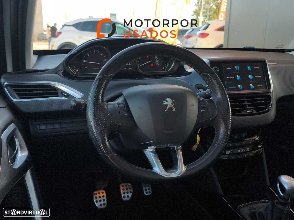 Peugeot 2008 1.6 BlueHDi Crossway - 12
