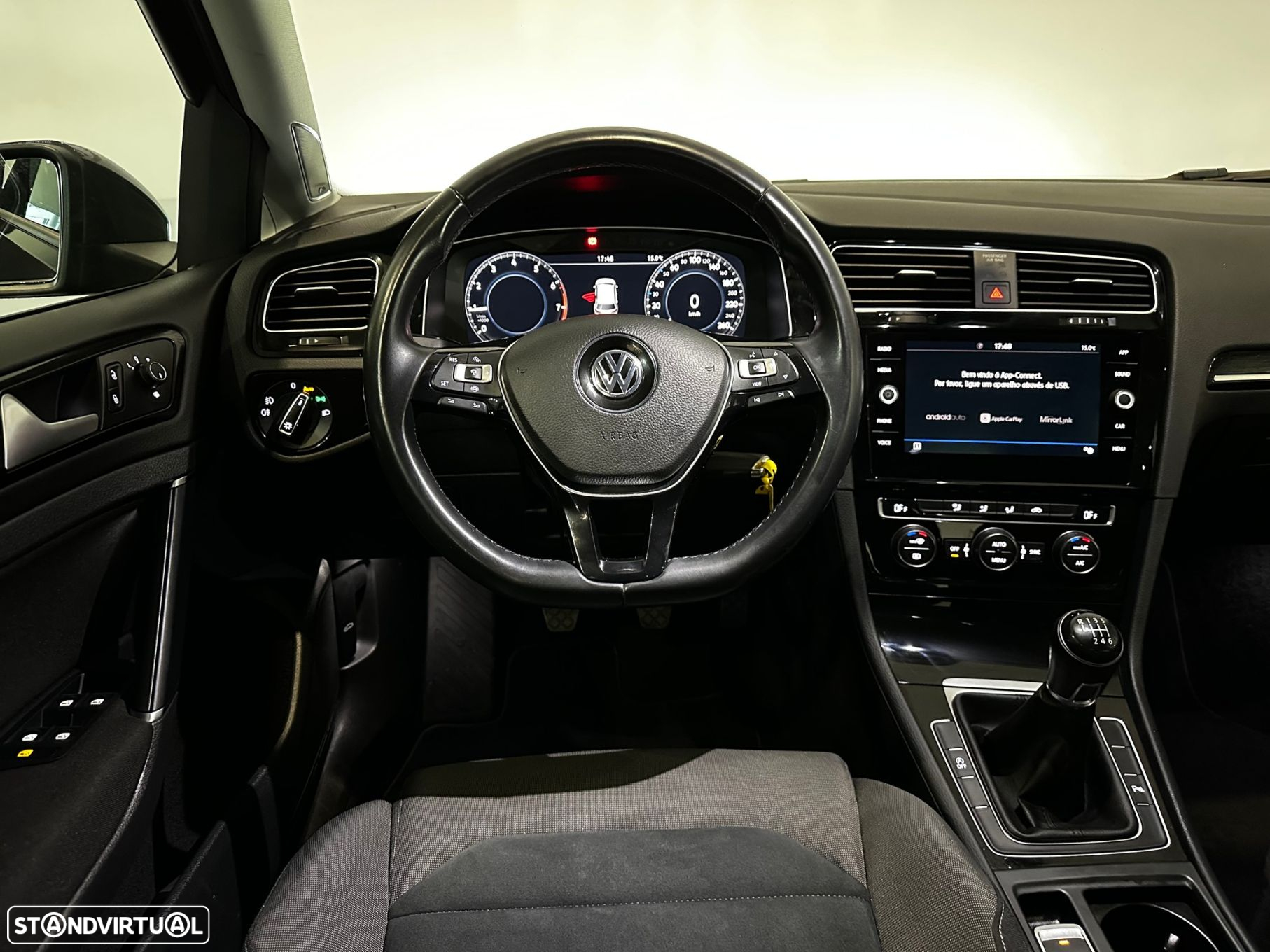 VW Golf 1.0 TSI Trendline Pack - 20