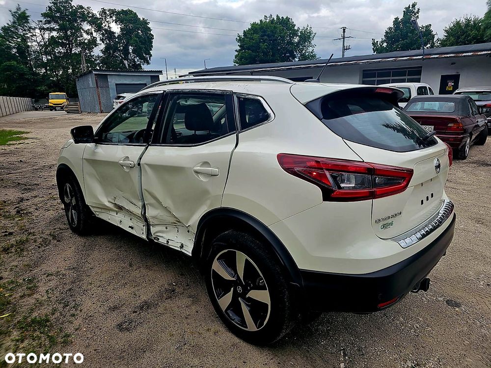 Nissan Qashqai - 10