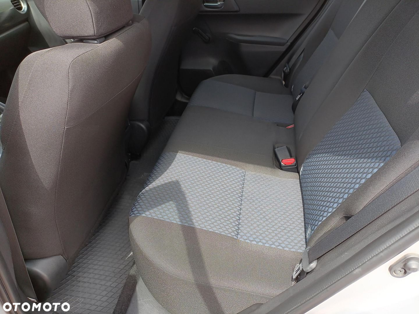 Toyota Auris 1.33 VVT-i Active - 12