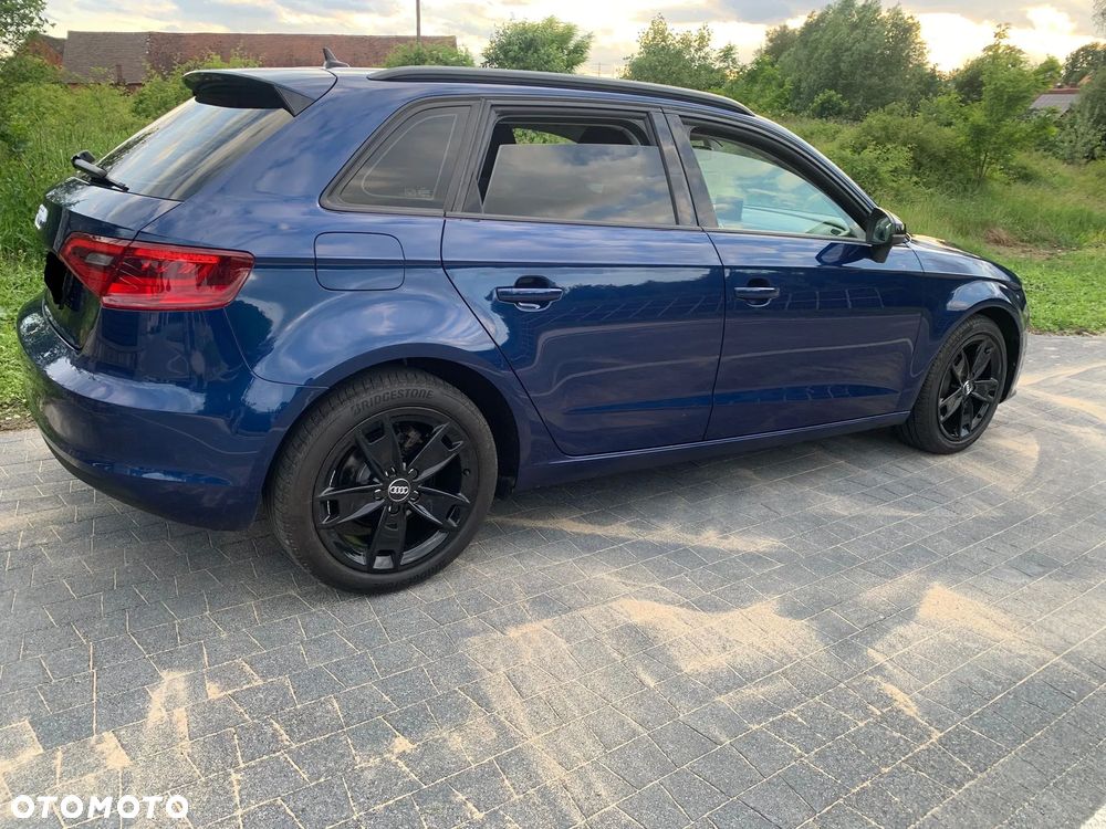 Audi A3 Sportback 1.6 TDI ultra Attraction - 13