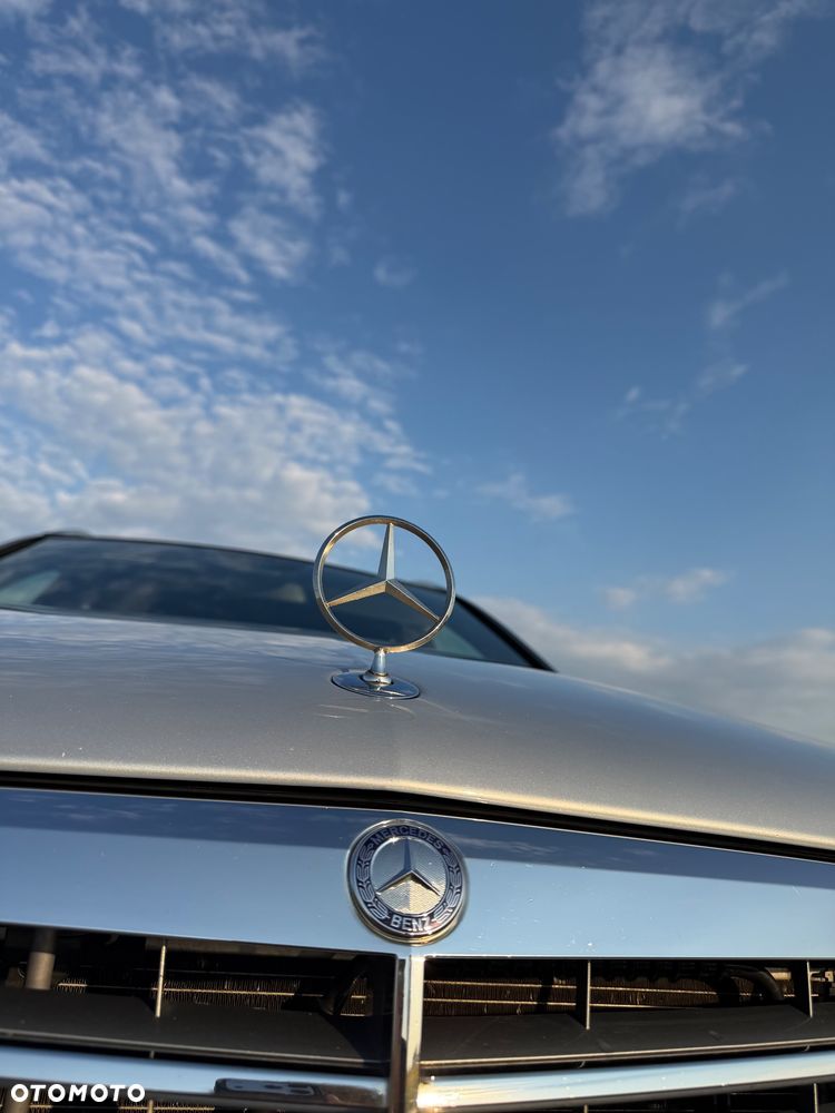 Mercedes-Benz Klasa C 180 BlueEFFICIENCY 7G-TRONIC Elegance - 23