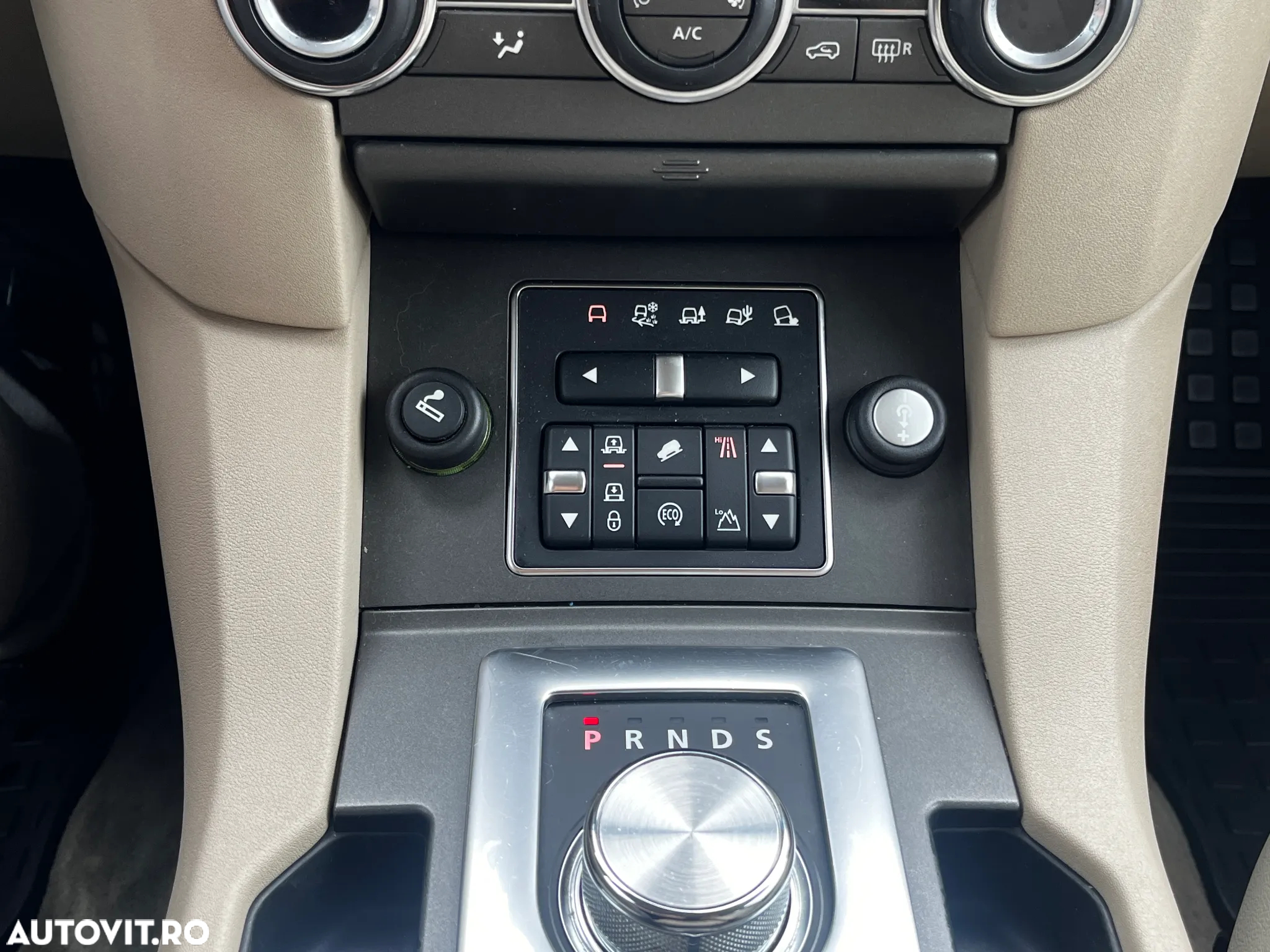 Land Rover Discovery 4 3.0 TDV6 S Aut - 22