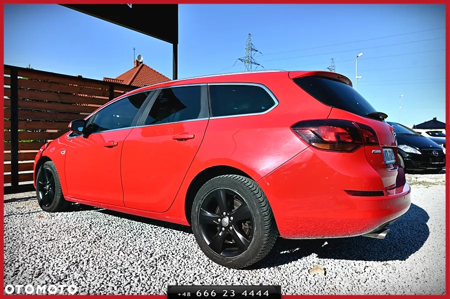 Opel Astra IV 2.0 CDTI Cosmo - 9