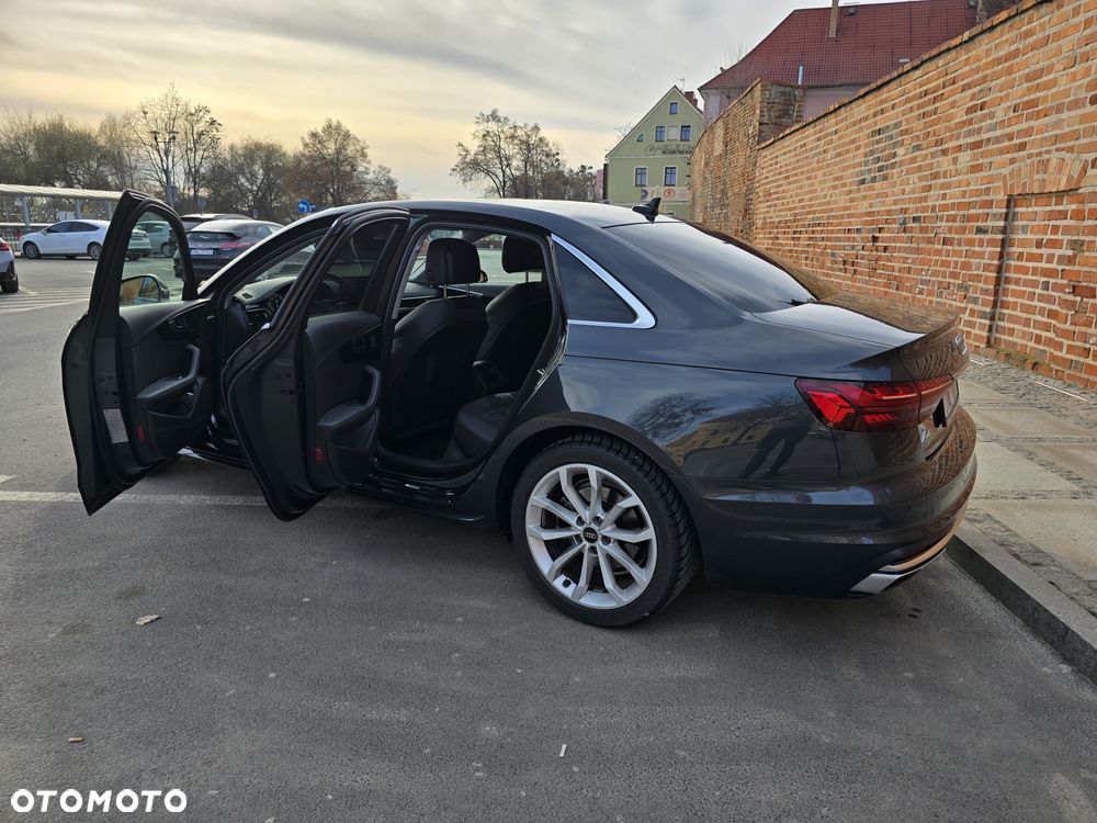 Audi A4 Limousine - 3