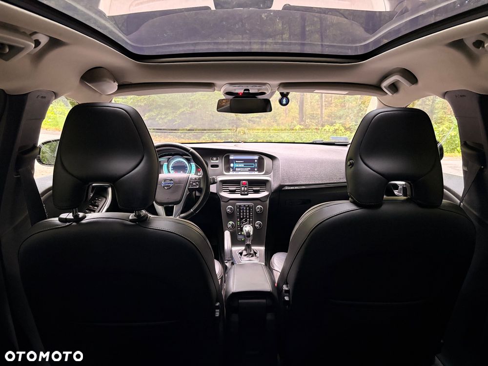 Volvo V40 Cross Country T4 AWD Summum - 12