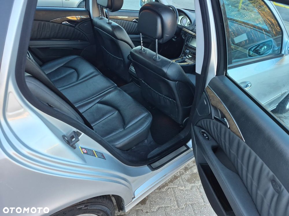 Mercedes-Benz Klasa E 320 CDI 7G-TRONIC Avantgarde - 15