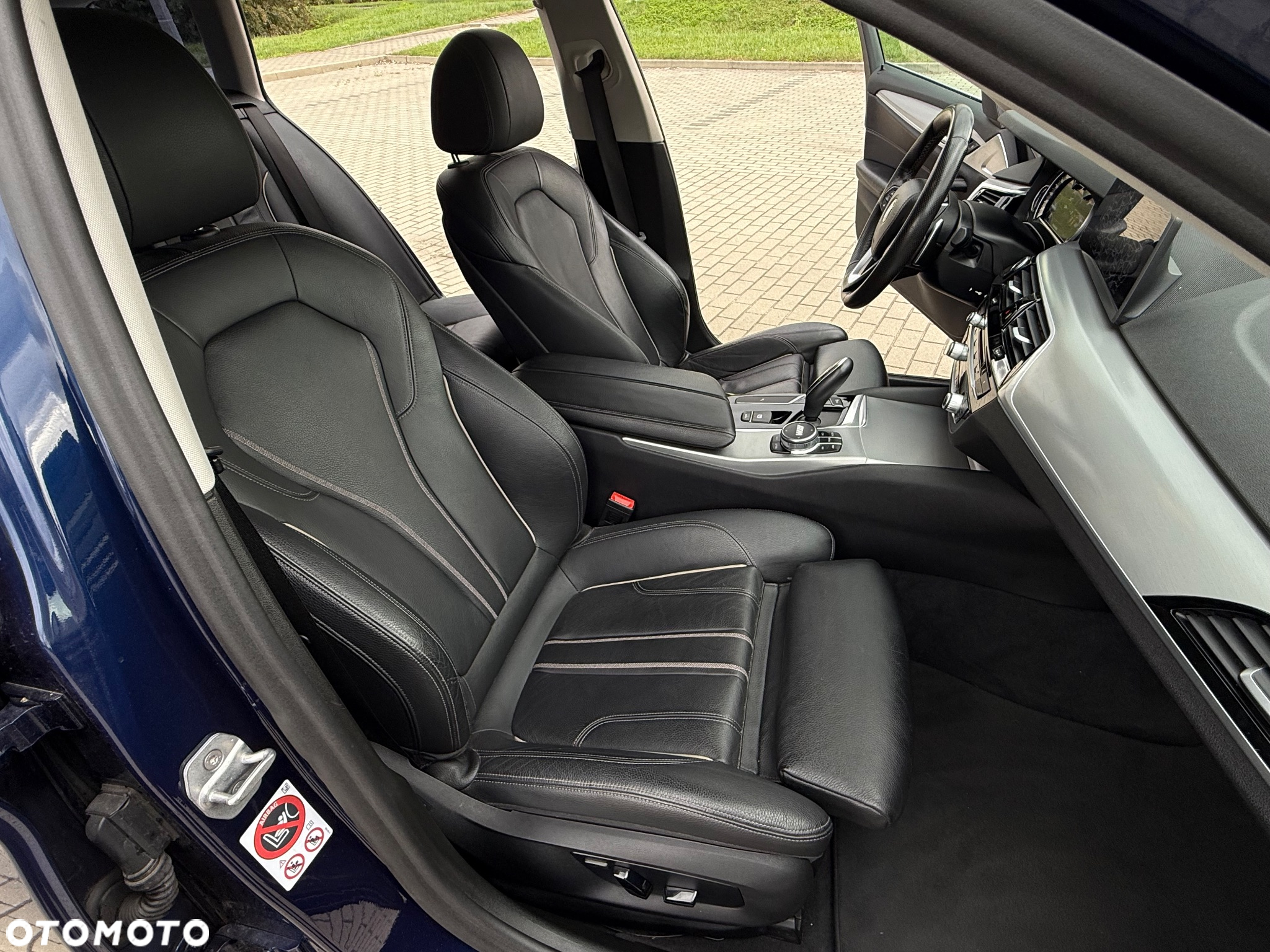 BMW Seria 5 530d Sport Line sport - 9
