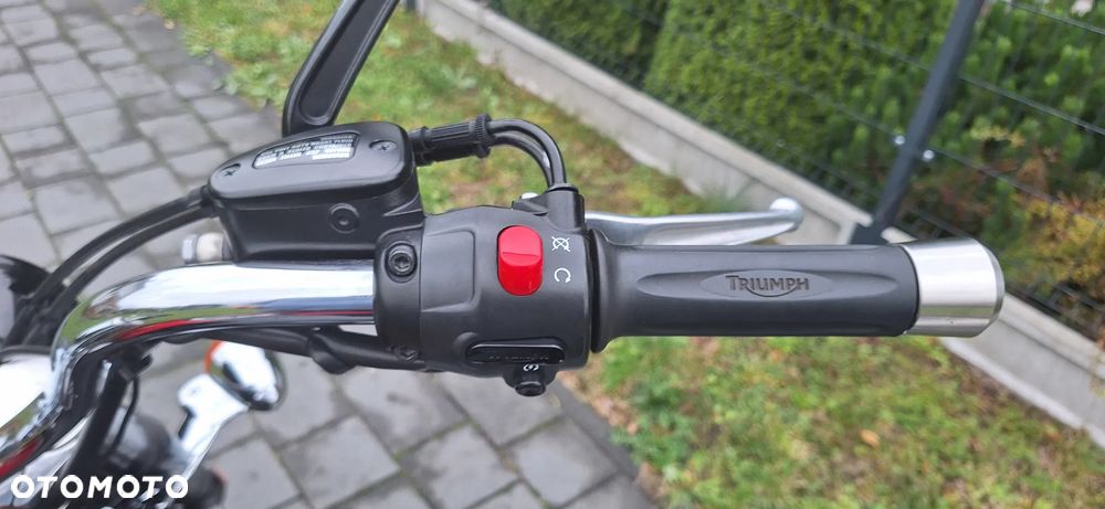 Triumph Rocket - 12