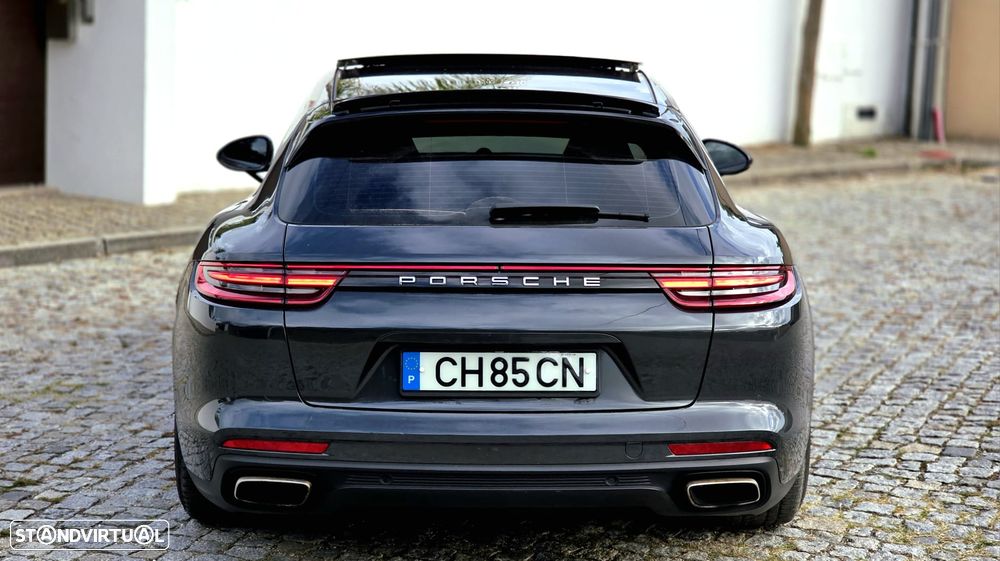 Porsche Panamera Sport Turismo - 15