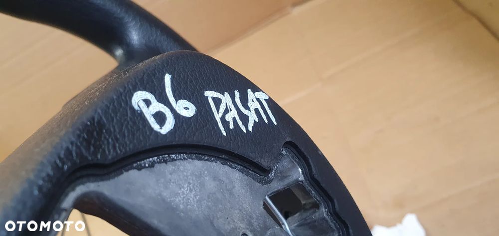 Kierownica czteroramienna VW Passat B6 3C04190911QB - 9