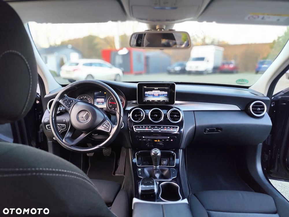 Mercedes-Benz Klasa C - 16