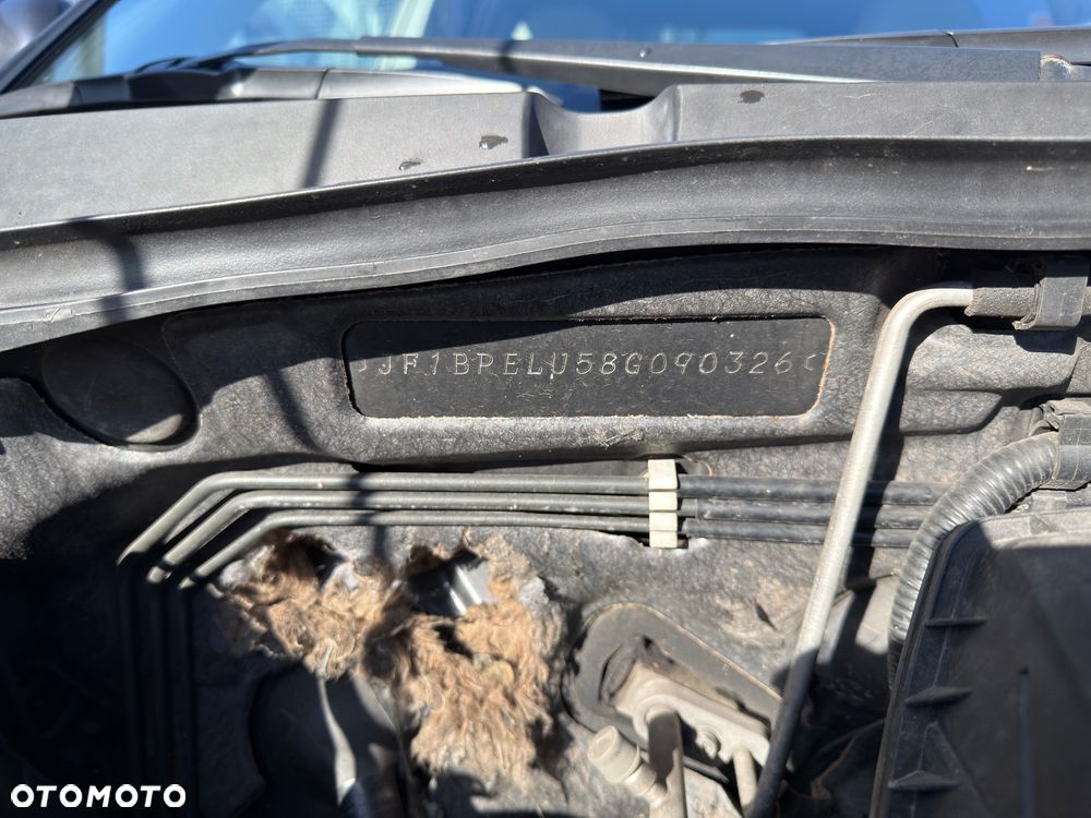 Subaru Legacy 3.0RA 000 - 36