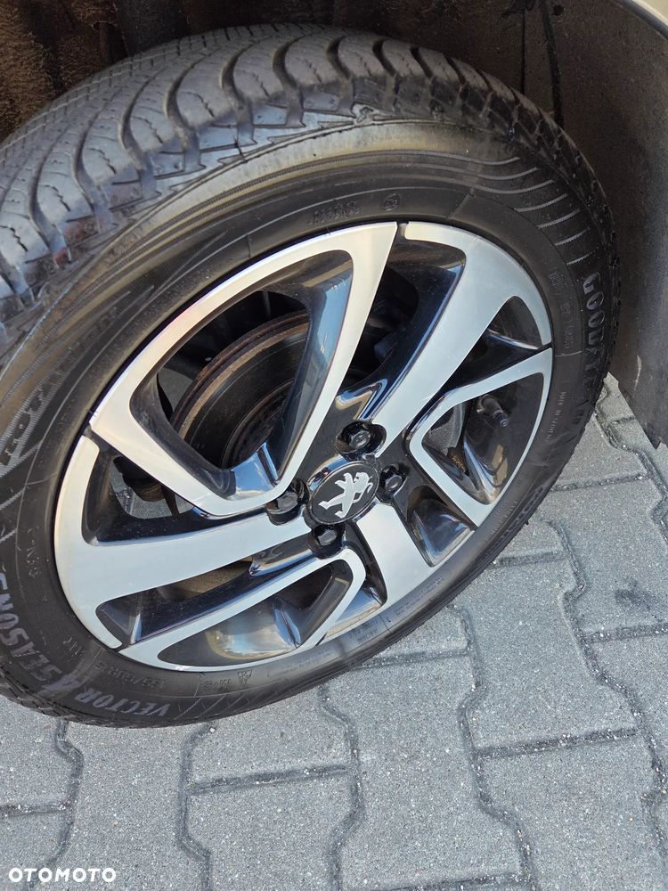 Peugeot 108 VTI 68 STOP&START Top Allure - 21