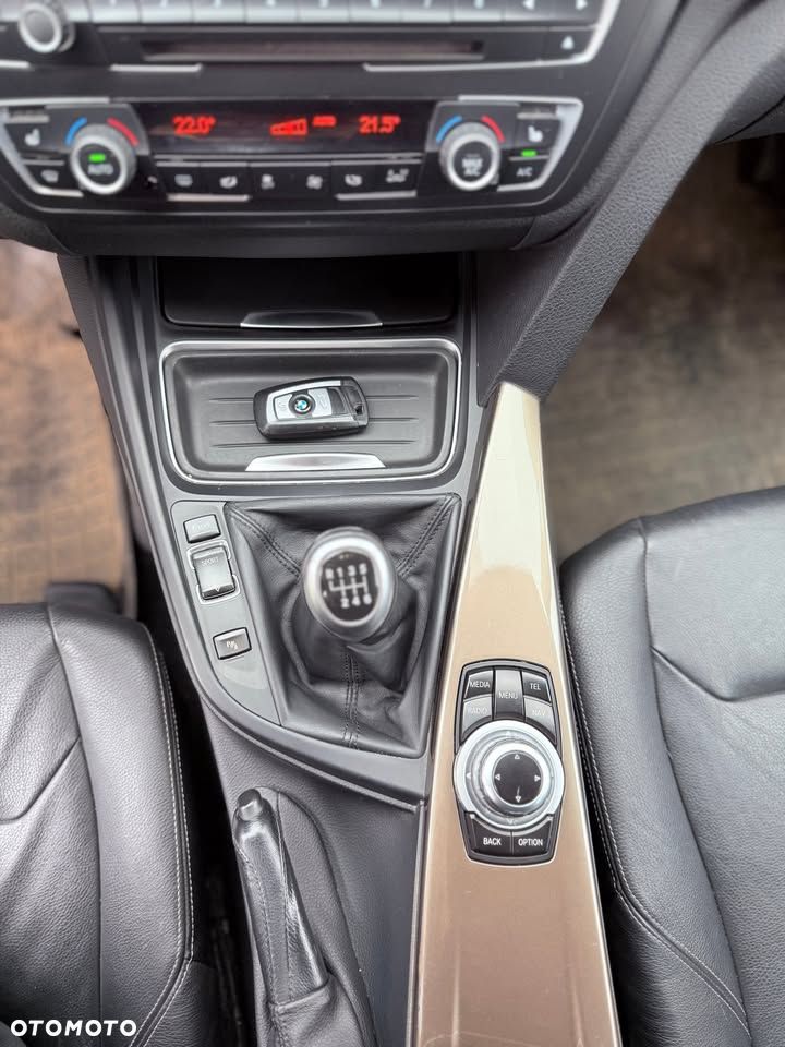 BMW Seria 3 320d xDrive - 8