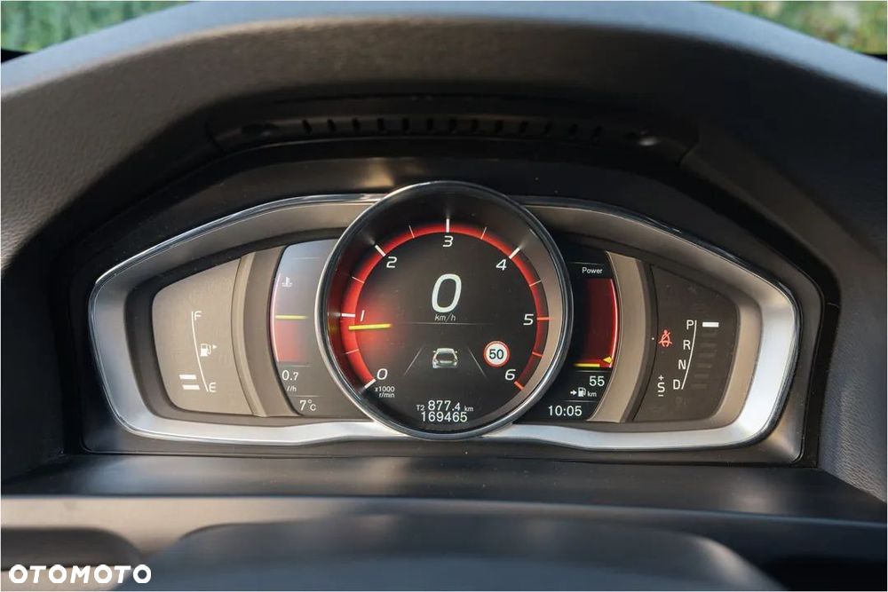 Volvo V60 D5 Geartronic RDesign - 25