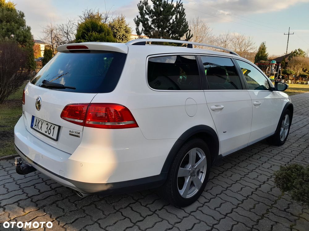 Volkswagen Passat Alltrack 2.0 TDI 4Mot DSG - 2