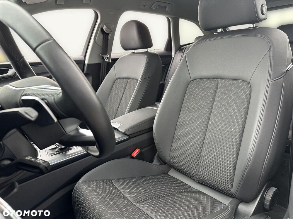 Audi A6 Allroad - 12