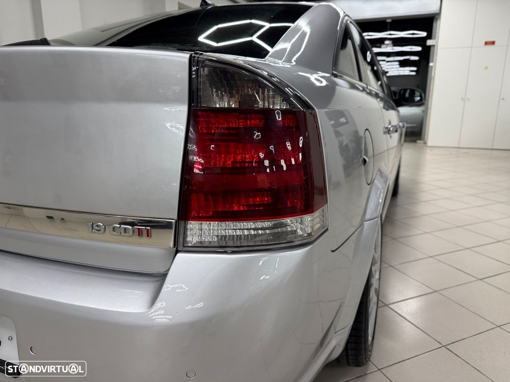 Opel Vectra 1.9 CDTi Auto. - 6